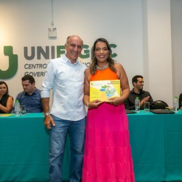 Alunos e professores do UNIFAGOC recebem certificado de participação no Projeto Rondon