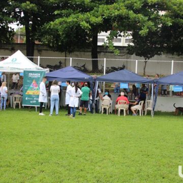 Alunos do UNIFAGOC participam do Dia de Prevenção Saúde do Homem em Ubá