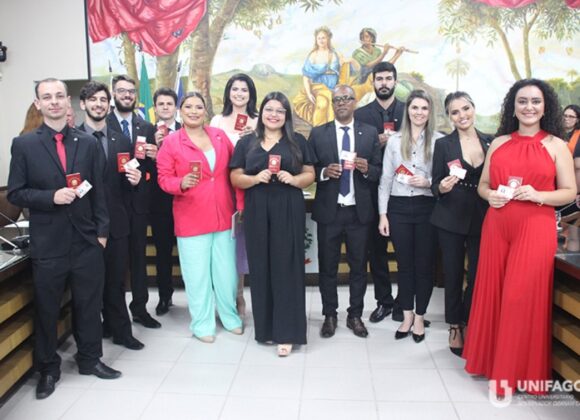 Ex-Alunos do UNIFAGOC recebem carteirinhas da OAB
