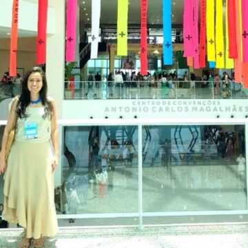 Professora da Medicina UNIFAGOC participa do 13º Congresso Brasileiro de Saúde Coletiva na Bahia