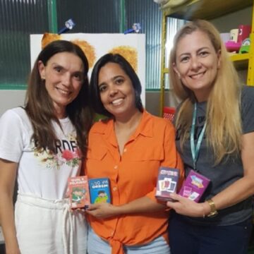 Neuropsicopedagoga doa jogos para a Brinquedoteca da Pedagogia UNIFAGOC