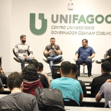 Ciência da Computação UNIFAGOC promove evento para comemorar o Dia do Programador