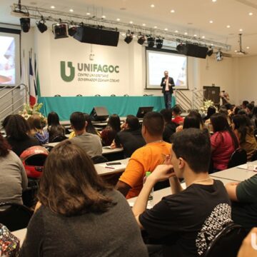 Administração e Ciências Contábeis UNIFAGOC realizam I Semana Escola de Negócios