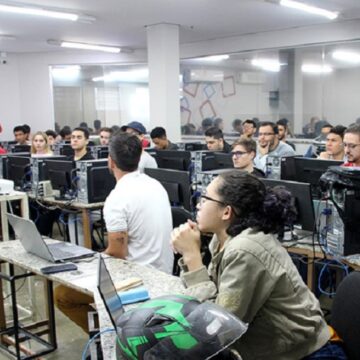 Ciência da Computação UNIFAGOC promove Linux Day 2022