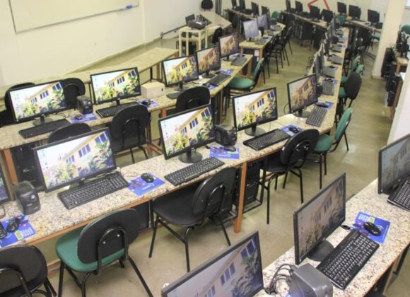 UNIFAGOC adquire 100 novos computadores para utilização dos alunos e professores