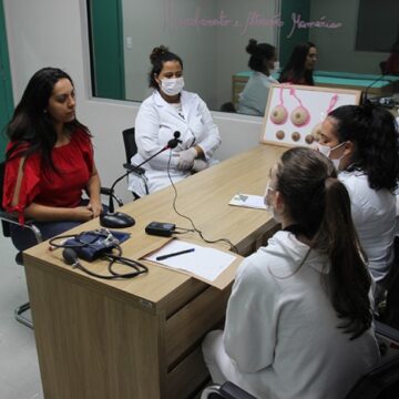 Simulação Realística é foco de aula no curso de Enfermagem