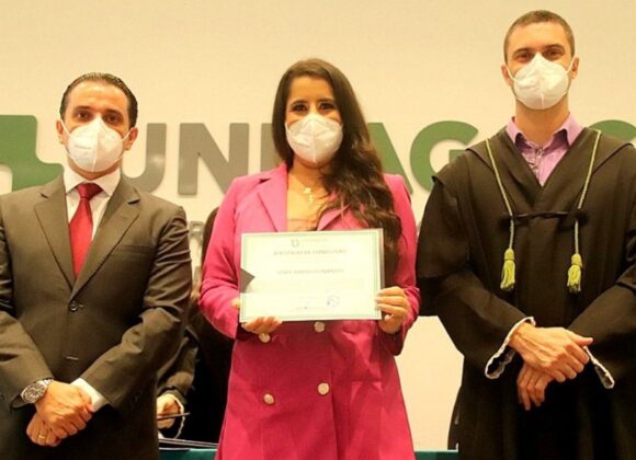Médica formada pelo UNIFAGOC é aprovada em residência de Saúde de Família no Rio de Janeiro