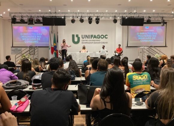 Dose dupla: Aula Magna e Direito de Boteco marcam a volta de eventos presenciais na graduação