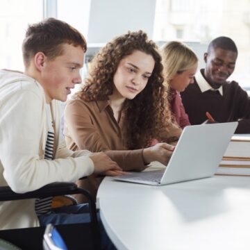 Formar professores para o Atendimento Educacional Especializado de qualidade é um dos objetivos do curso EAD de Educação Especial Inclusiva do UNIFAGOC