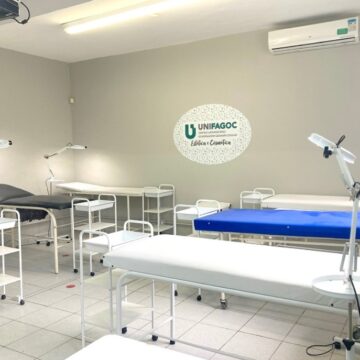 Laboratório de Clínica Estética do UNIFAGOC possibilita aos alunos integrar as diferentes áreas de aprendizado