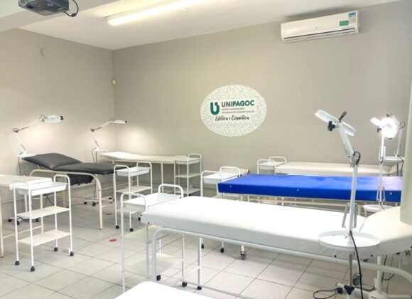 Laboratório de Clínica Estética do UNIFAGOC possibilita aos alunos integrar as diferentes áreas de aprendizado