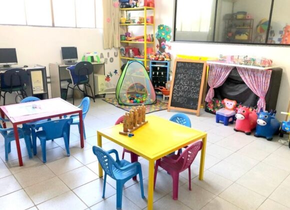 Aliando teoria à prática: Brinquedoteca do UNIFAGOC contribui para a formação dos futuros docentes em espaço educativo e pedagógico