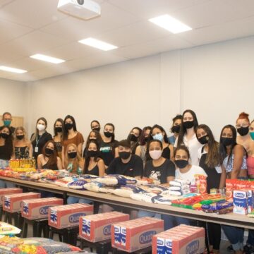 Alunos do curso de Nutrição do UNIFAGOC arrecadam mais de 300kg de alimentos em Rifa Solidária