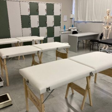 UNIFAGOC adquire macas portáteis para aulas práticas da Fisioterapia