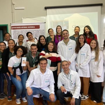 Medicina UNIFAGOC promove projeto de extensão para colaboradores da instituição