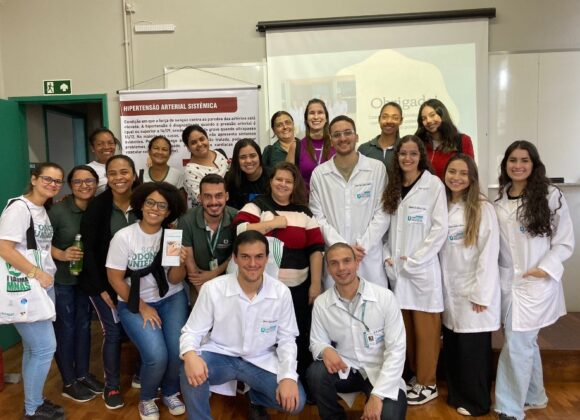 Medicina UNIFAGOC promove projeto de extensão para colaboradores da instituição