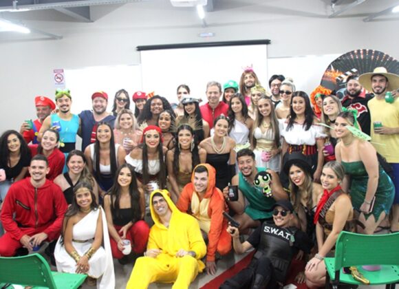 Tradicional Aula da Saudade UNIFAGOC reúne muita emoção e diversão para as turmas de formandos