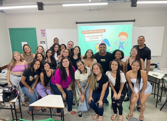 Pedagogia UNIFAGOC recebe Analistas de Atendimento Educacional Especializado do CAEE-Ubá