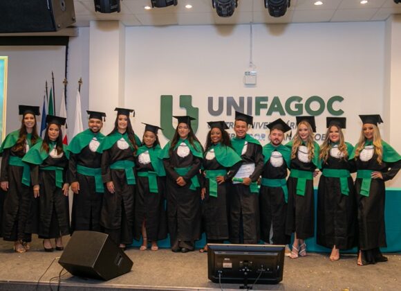 UNIFAGOC realiza colação de grau da 1ª turma da Escola de Enfermagem