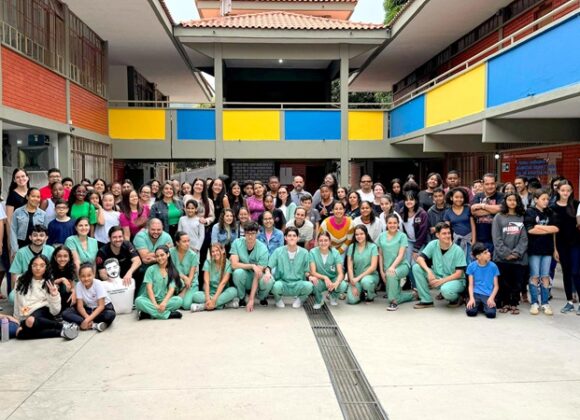 Alunos da Medicina UNIFAGOC realizam capacitação sobre a Lei Lucas na Escola São José em Ubá