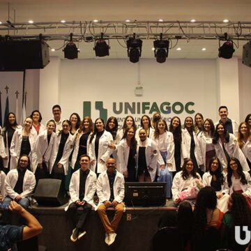 UNIFAGOC promove cerimônia de entrega do Jaleco para alunos da Psicologia