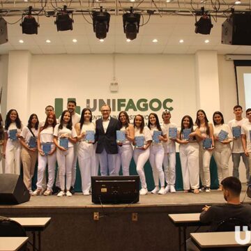 Palestra com Theunis Marinho marca o encerramento do semestre da Biomedicina e Farmácia UNIFAGOC