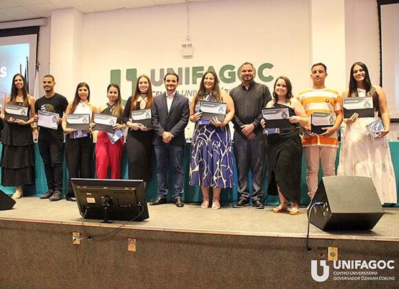 Aluno Destaque: UNIFAGOC premia estudantes com os melhores desempenhos acadêmicos de 2023