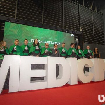 Colação de Grau: UNIFAGOC forma 8ª turma do curso de Medicina