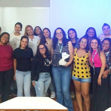 Pedagogia recebe pró-reitora de Comunicação e Marketing do UNIFAGOC para palestra na disciplina de Projeto Integrador