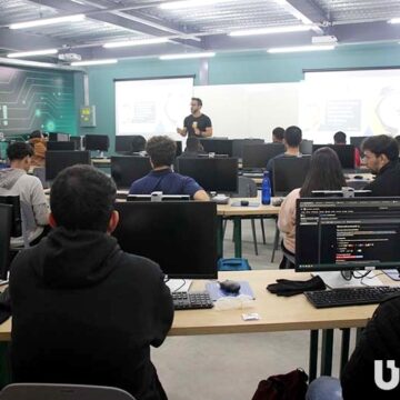 Ciência da Computação UNIFAGOC promove Linux Day 2024