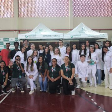 UNIFAGOC marca presença na Feira de Profissões do Colégio Regina Coeli de Rio Pomba