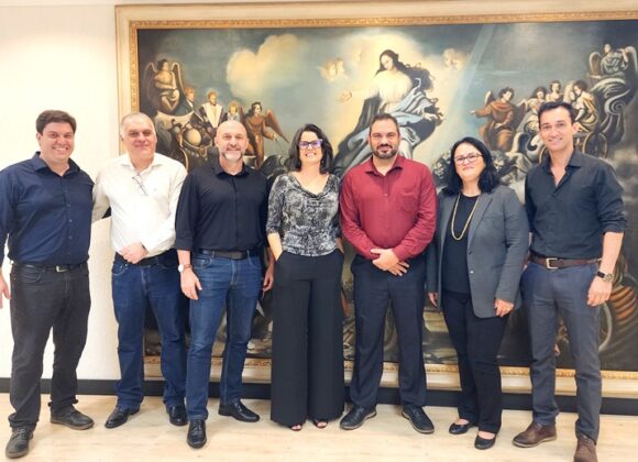 Representantes do UNIFAGOC realizam visita à Universidade São Francisco