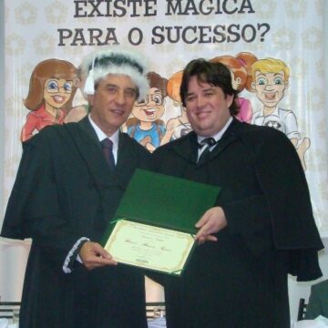 Homenagens, mágica e interatividade marcam o início da IV Semana Acadêmica Unificada da Fagoc