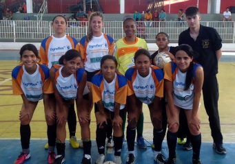 Fagoc participa de jogos universitários e conquista vitória com time de futsal feminino