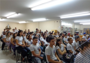 Em parceria com a Fagoc, PMU oferece curso profissionalizante para jovens de Ubá