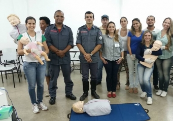 Bombeiros oferecem treinamento na Fagoc