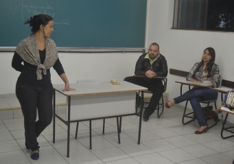 Assessoria política é tema de conversa em aula de Jornalismo