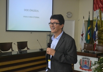 Doutor em Nefrologia ministra Aula Magna do curso de Medicina da Fagoc