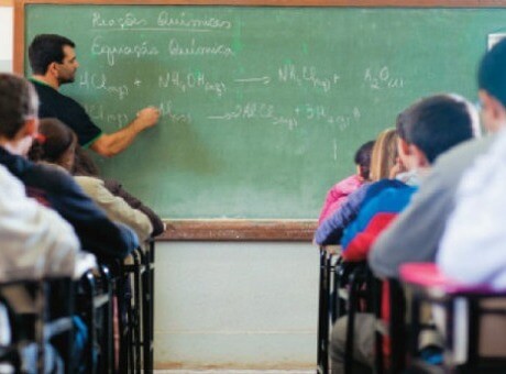Cresce percentual de docentes no Ensino Básico com pós-graduação