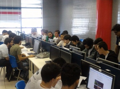 Alunos de Ciência da Computação participam da Maratona Nacional de Programação