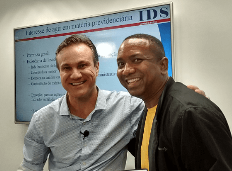 Professor de Direito da Fagoc participa de curso com Juiz Federal