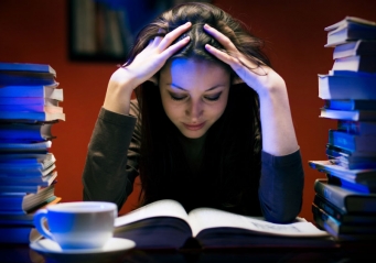 TCC: alunos da Fagoc apontam principais dificuldades e professores dão dicas