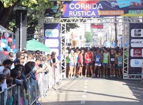 Corrida Rústica Fagoc reúne cerca de 220 competidores