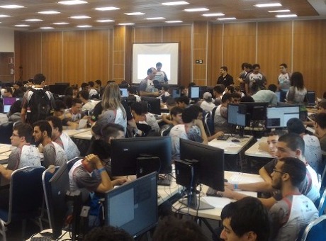 Alunos da Fagoc participam de Maratona de Programação em BH