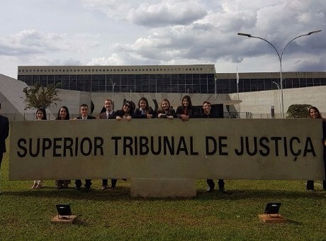 Alunos de Direito participam de visita técnica em Brasília