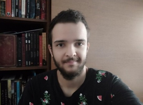 Egresso da Psicologia UNIFAGOC promove palestra sobre diversidade familiar