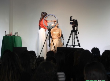 1ª Semana Acadêmica de Estética e Cosmética da UniFagoc aborda o tema Visagismo