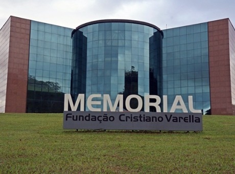 Alunos de Psicologia realizam visita técnica à Fundação Cristiano Varella em Muriaé