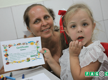Alunos da Fagoc participam de evento do Dia da Família em Escola Municipal de Ubá