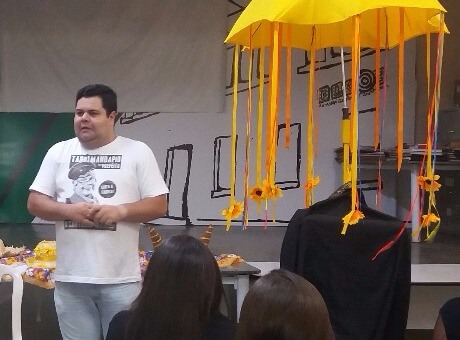 Intervenções criativas na alfabetização e letramento é tema de aula de Pedagogia